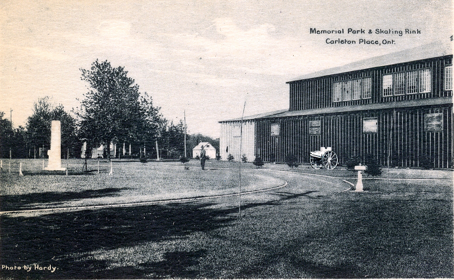 Memorial Park with the Original Cenotaph 1930's